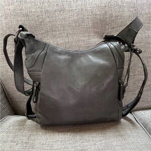 Spikes & Sparrow NWT Genuine Leather Naturally Distressed Shoulder Crossbody Bag